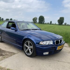 BMW E36 318iS Coupe | 1993