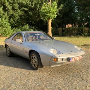 Porsche 928 | 1977